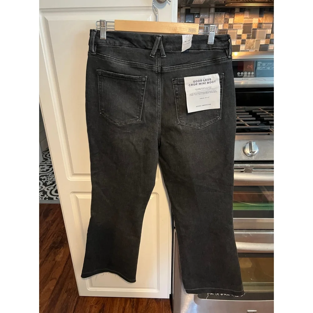 NWT GOOD AMERICAN Good Legs Black Crop Mini Boot Jeans - Picture 7 of 8